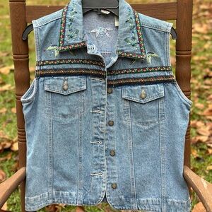 BILLBLASS Medium Embroidered Demin Vest 
100% Cotton